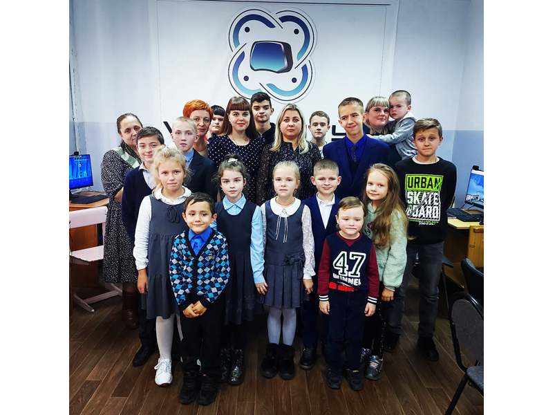 В Клинцах ребята из воскресной школы посетили онлайн-экскурсию в «Кванториуме»