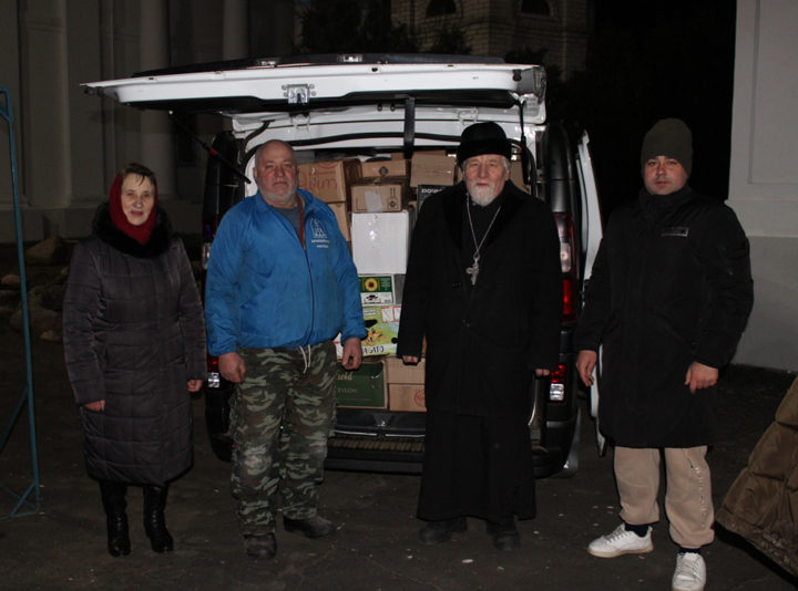 Гуманитарная помощь российским военнослужащим от приходов Мглинского благочиния