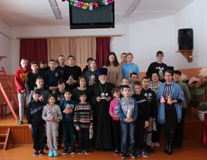 Пастырский визит в Мглинскую школу-интернат в преддверии Дня православной молодежи