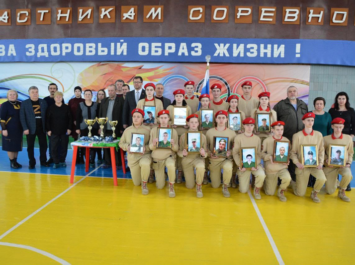 В Унече прошел турнир по мини-футболу, посвященный памяти воинов-земляков, погибших в ходе специальной военной операции