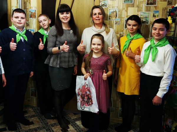 В Клинцах волонтеры Богоявленского собора помогли малообеспеченным семьям