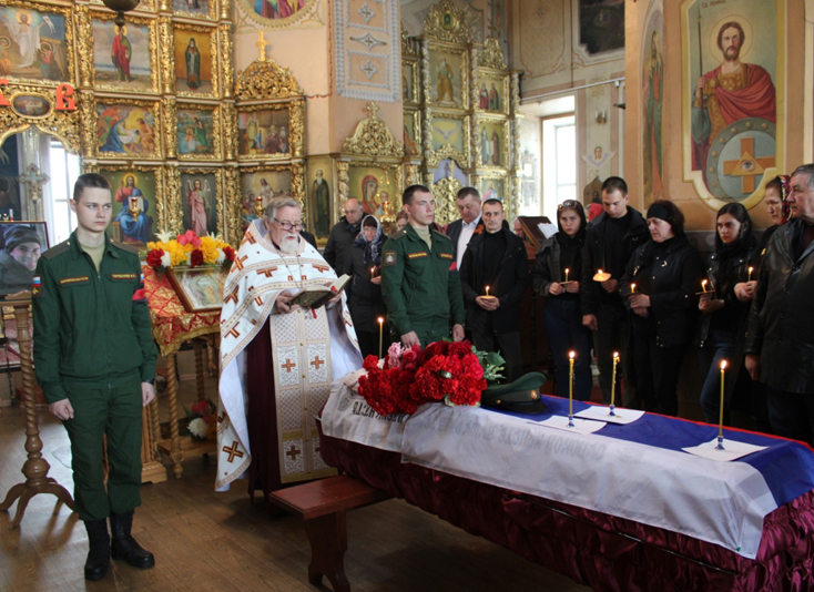 В День Великой Победы жители земли Мглинской простились с воином, погибшим в ходе специальной военной операции на Украине