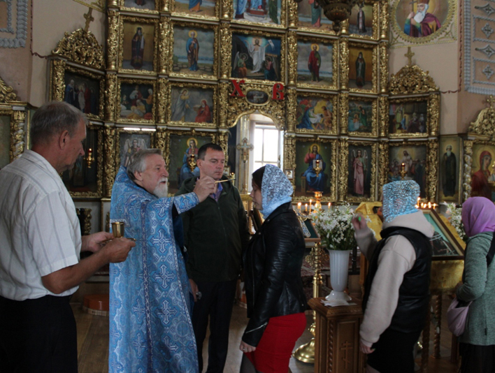 Молитва о воинах и Святой Руси в Успенском храме г. Мглина