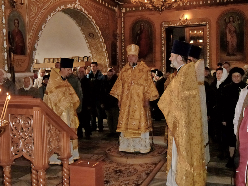 Епископ Клинцовский и Трубчевский Владимир совершил Литургию в кафедральном соборе г. Клинцы