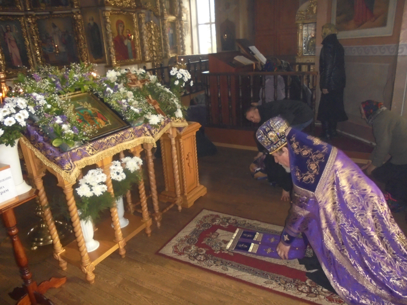 Община Успенского собора г. Мглина вступила в Крестопоклонную неделю