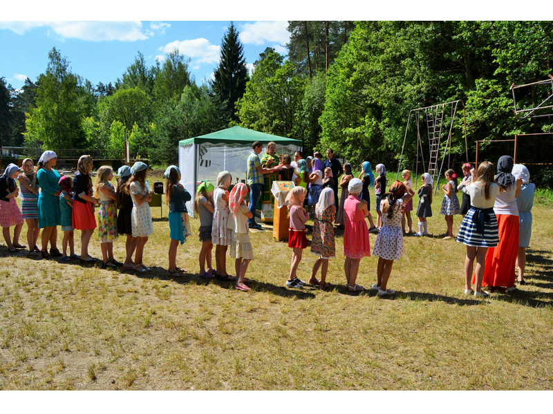 В православном детском лагере «Ипуть» совершена Божественная литургия