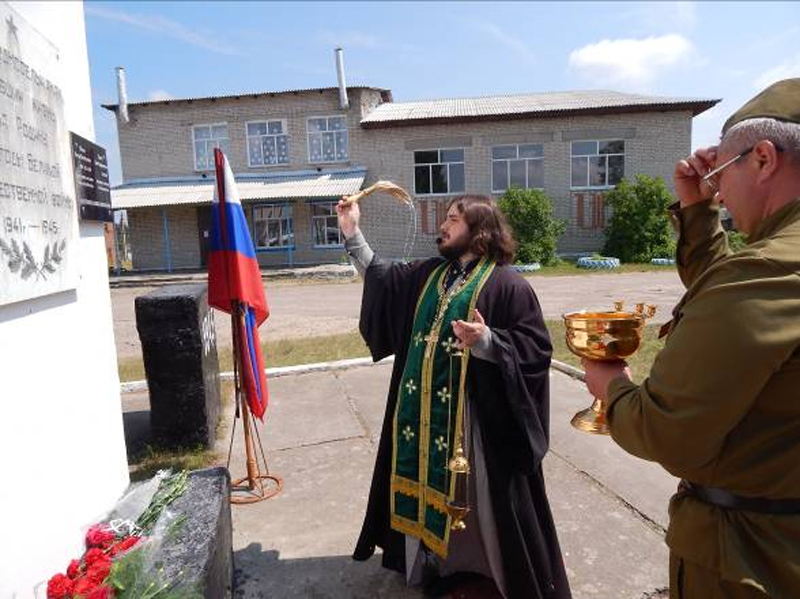 В Сосновке открыли мемориальную доску героям партизанского движения