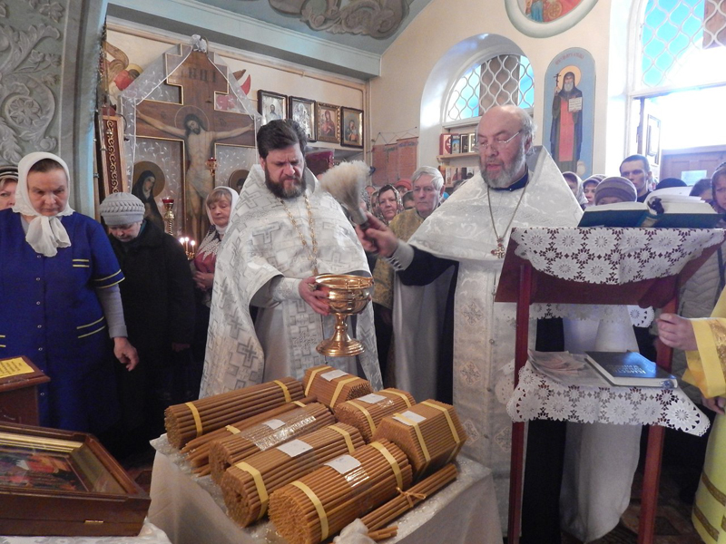 В Клинцовском архиерейском Подворье отметили праздник Сретения Господня