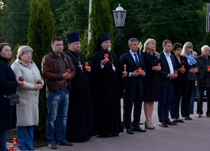22 июня епископ Владимир принял участие в митинге-реквиеме, посвященном Дню памяти и скорби