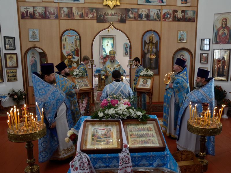 Архиерейское богослужение в селе Суворово