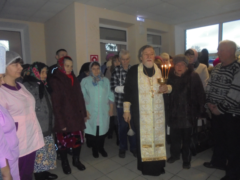 Очередной молебен пред образом святителя Луки Крымского отслужен в Мглинской ЦРБ