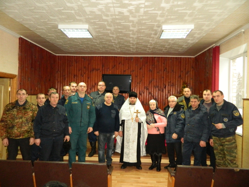 Молебен о здравии для сотрудников пожарно-спасательной части в Стародубском благочинии