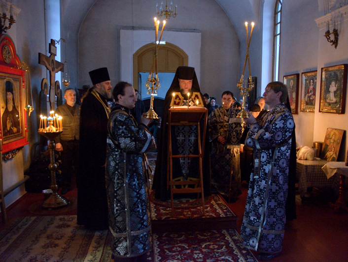 Архиерейское богослужение. Великое повечерие в Климовском Покровском мужском монастыре