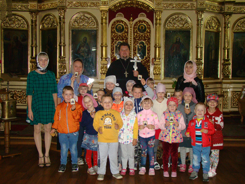 Воспитанники Новозыбковского детского сада «Радуга» посетили храм