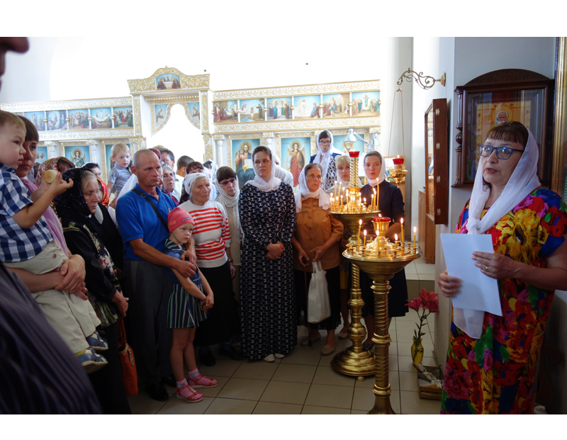 Лекция, посвященная 100-летию мученической кончины Царской семьи, прошла на приходе храма Святителя Николая г. Унечи
