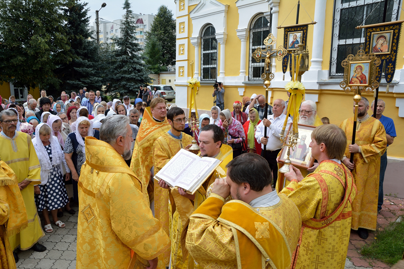 Архиерейское богослужение в день 1030-летия со дня Крещения Руси