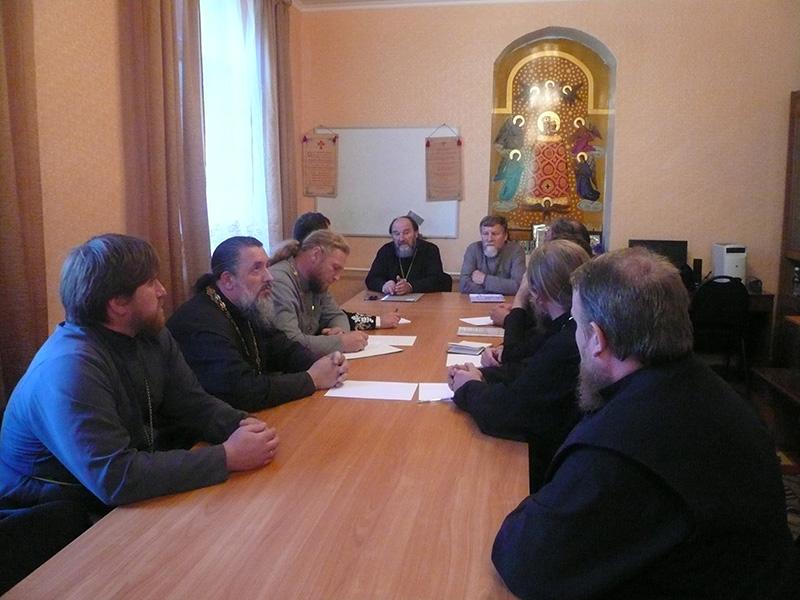 Состоялось собрание духовенства  Почепского благочиния