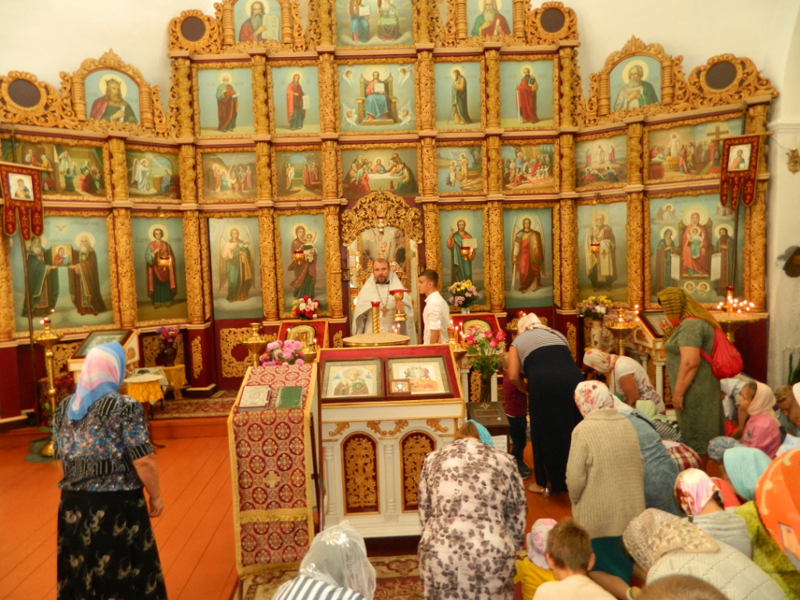 Молебен ученикам в храме Святителя Николая г. Стародуба