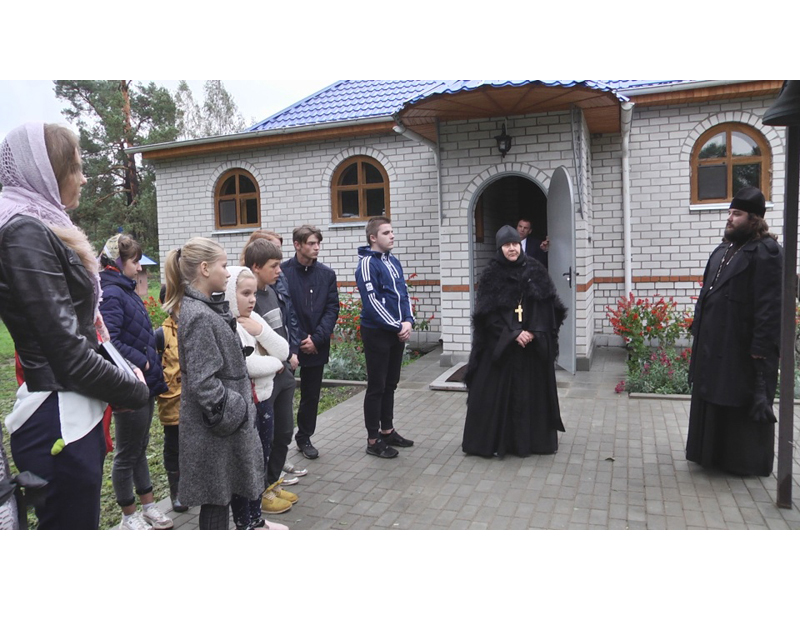 В Клинцах священнослужители провели профилактическую беседу с несовершеннолетними