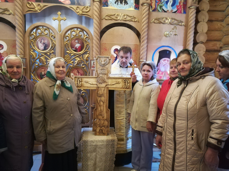 Освящение креста в храме святителя Луки Крымского г. Клинцы