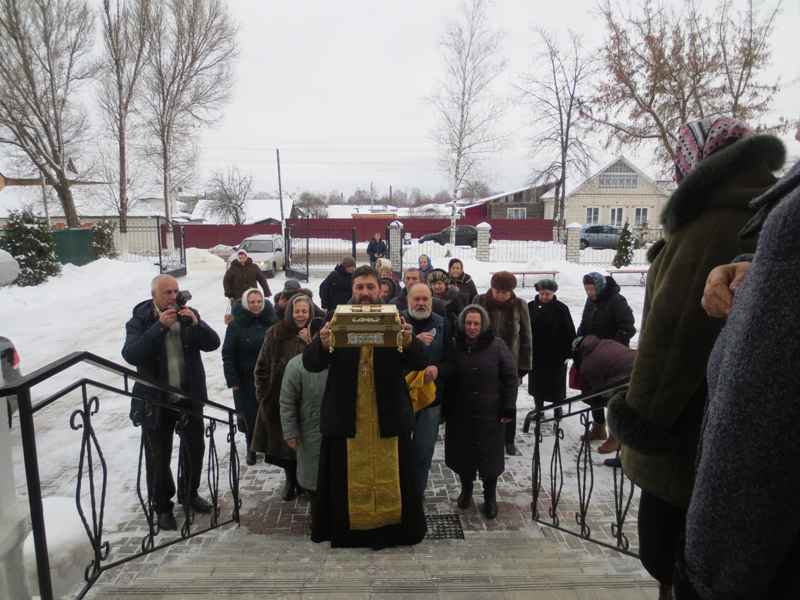 В Сураж доставлен ковчег с частицами мощей православных святых