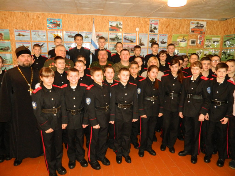 Учащиеся Стародубского казачьего кадетского корпуса побывали в Стародубском отделении Движения «Боевое братство»