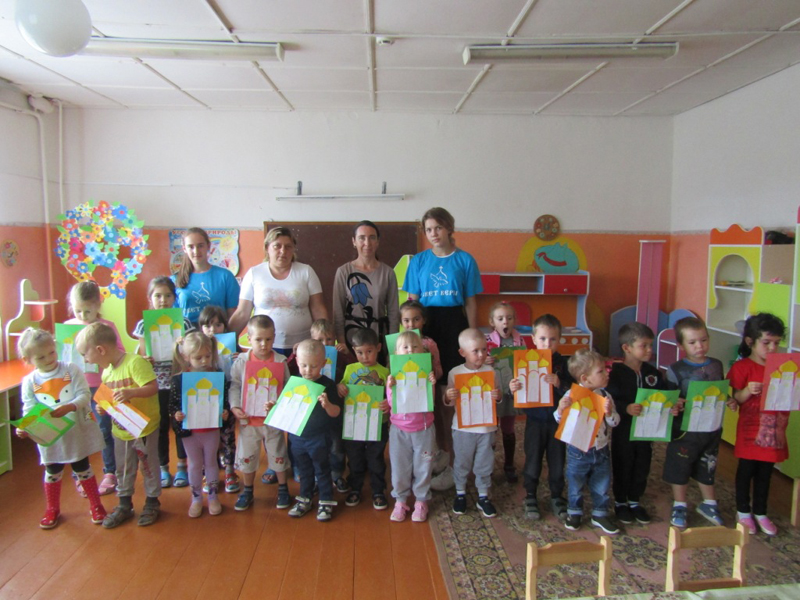 Молодежным отделом Мглинского благочиния организована встреча с воспитанниками детского сада, посвященная Крещению Руси
