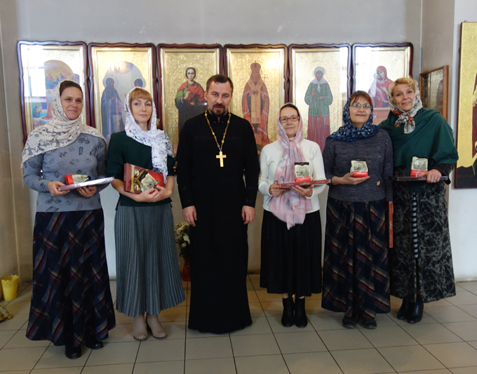 Поздравление с Днем учителя преподавателей воскресной школы храма Святителя Николая г. Унечи