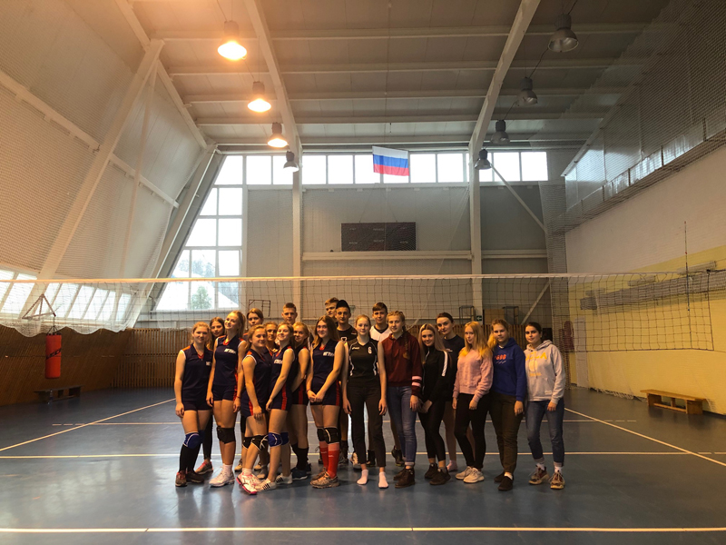Четвертый тур Первенства области по волейболу прошел на базе Мглинского ФОК "Мечта"