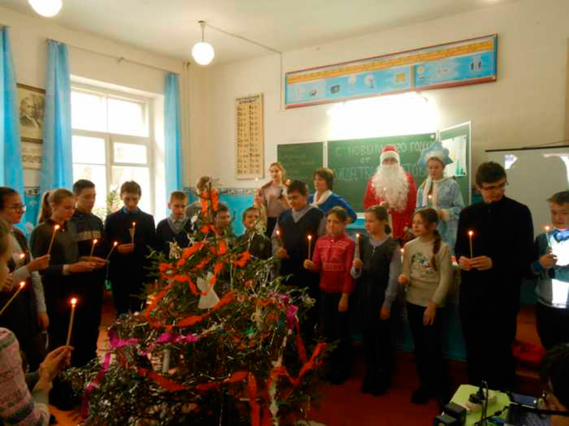 Мглинское благочиние. "Рождественские посиделки" в Краснокосаровской школе