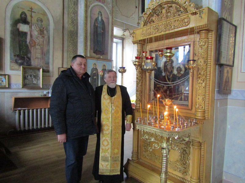 Вице-губернатор Брянской области А.Г. Резунов посетил Успенский храм г. Мглина
