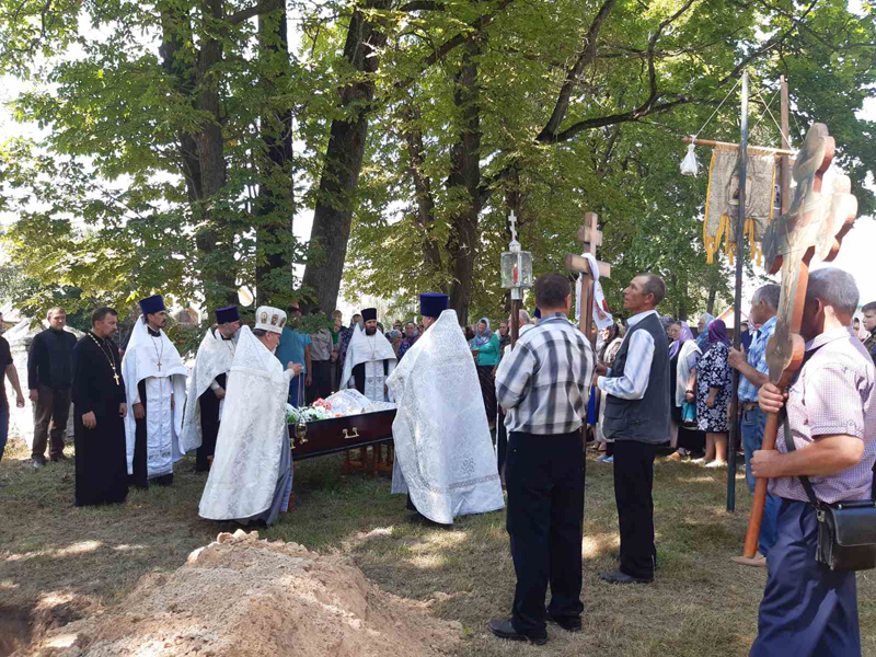 Отпевание и погребение новопреставленного иерея Игоря Гулевича