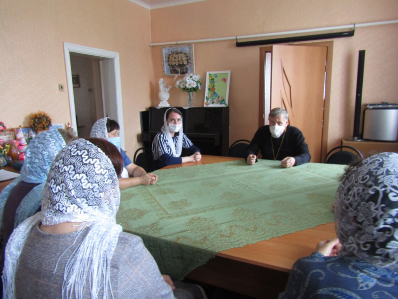 Беседа с духовником в православном женском клубе Мглинского благочиния "Сестры"