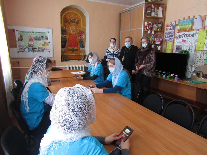 Православному молодежному объединению Мглинского благочиния "Свет веры" исполнилось два года