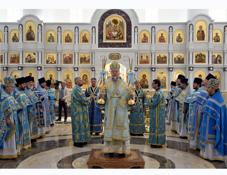 В Клинцовской епархии отметили шестую годовщину со дня архиерейской хиротонии епископа Владимира